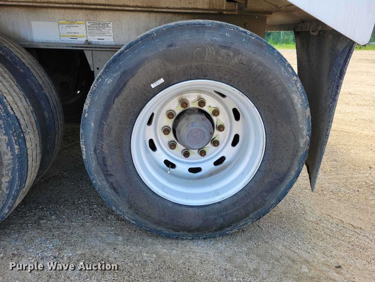 image for item EA2391 2017 Mac Trailer end dump trailer