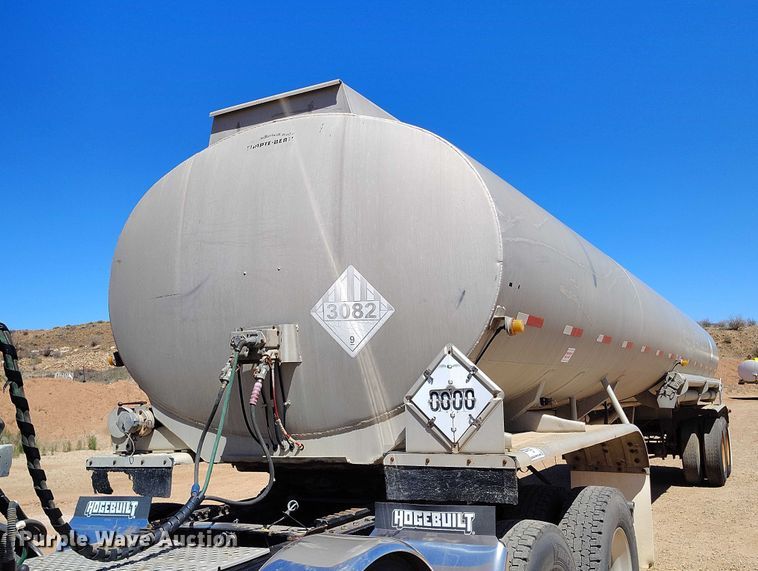 image for item ED0101 1978 Beall tank trailer