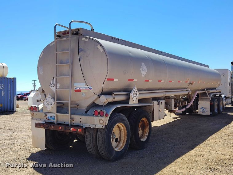 image for item ED0101 1978 Beall tank trailer
