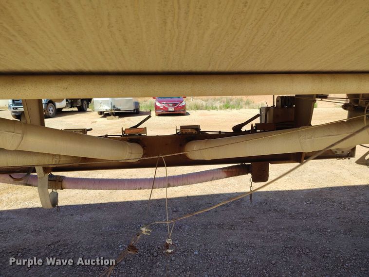 image for item ED0101 1978 Beall tank trailer