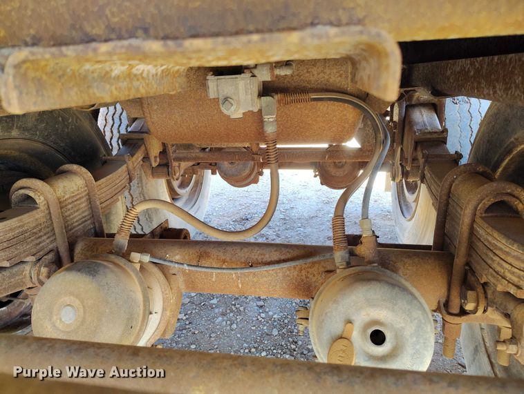 image for item ED0101 1978 Beall tank trailer