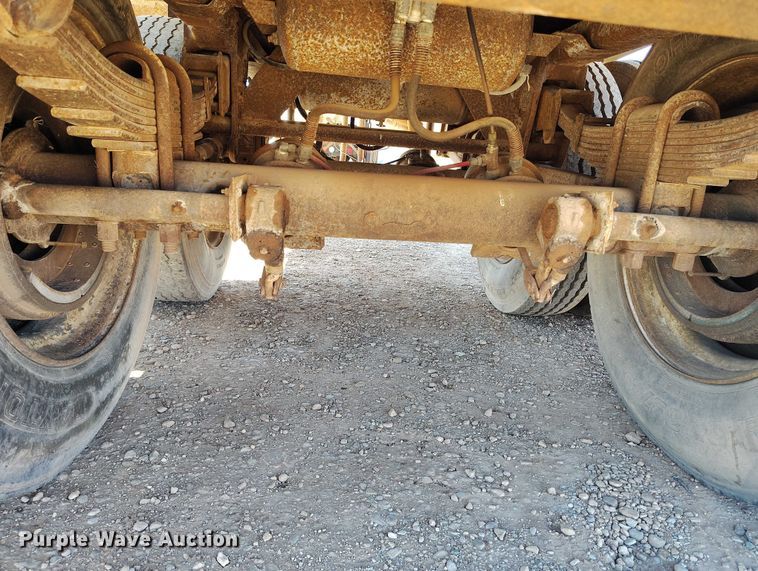 image for item ED0101 1978 Beall tank trailer