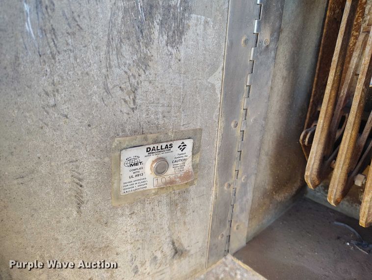 image for item ED0101 1978 Beall tank trailer