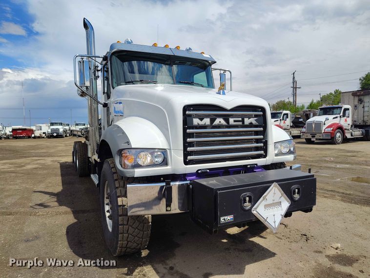 image for item ED0127 2023 Mack Granite roll-off container truck
