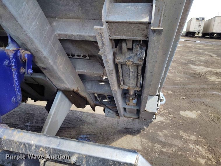 image for item ED0127 2023 Mack Granite roll-off container truck