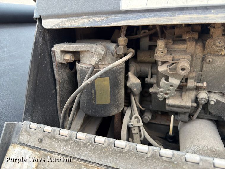 image for item ED5303 2015 Freightliner Cascadia semi truck