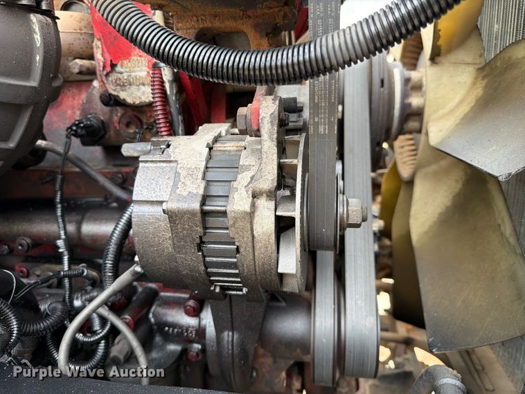 image for item ED5312 2001 Mack CL733 semi truck