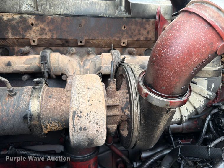 image for item ED5312 2001 Mack CL733 semi truck