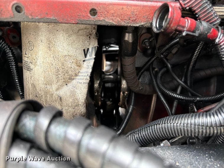 image for item ED5312 2001 Mack CL733 semi truck
