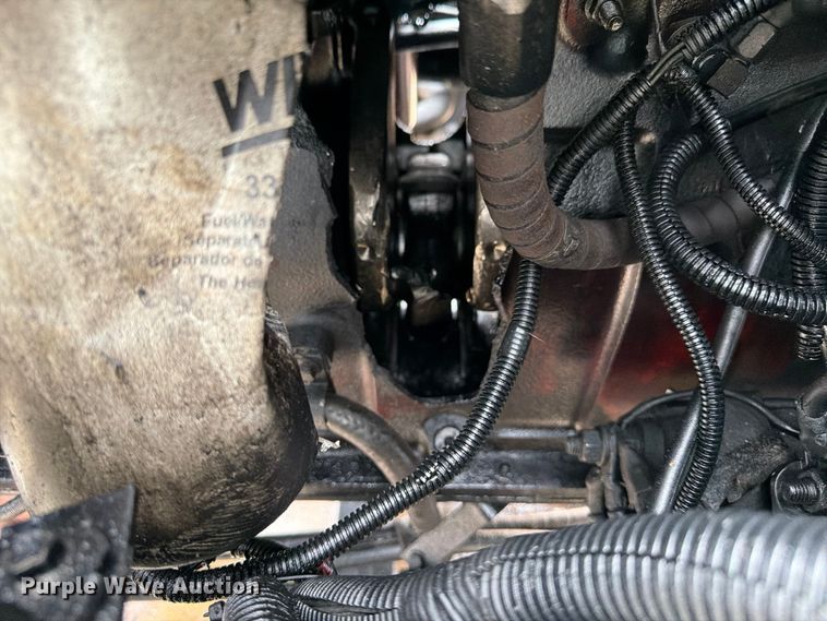image for item ED5312 2001 Mack CL733 semi truck