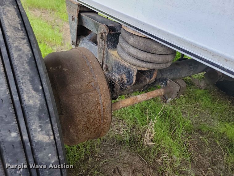 image for item EE1054 2015 Mac end dump trailer