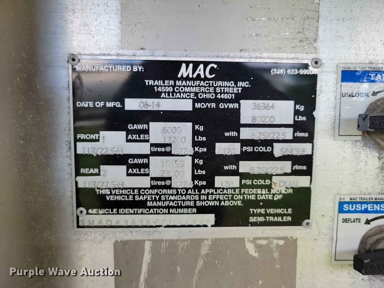 image for item EE1054 2015 Mac end dump trailer