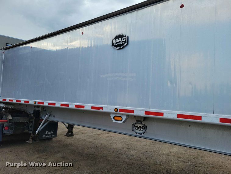 image for item EE1055 2015 Mac end dump trailer