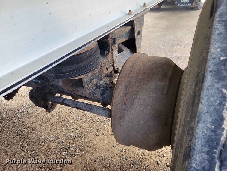 image for item EE1055 2015 Mac end dump trailer