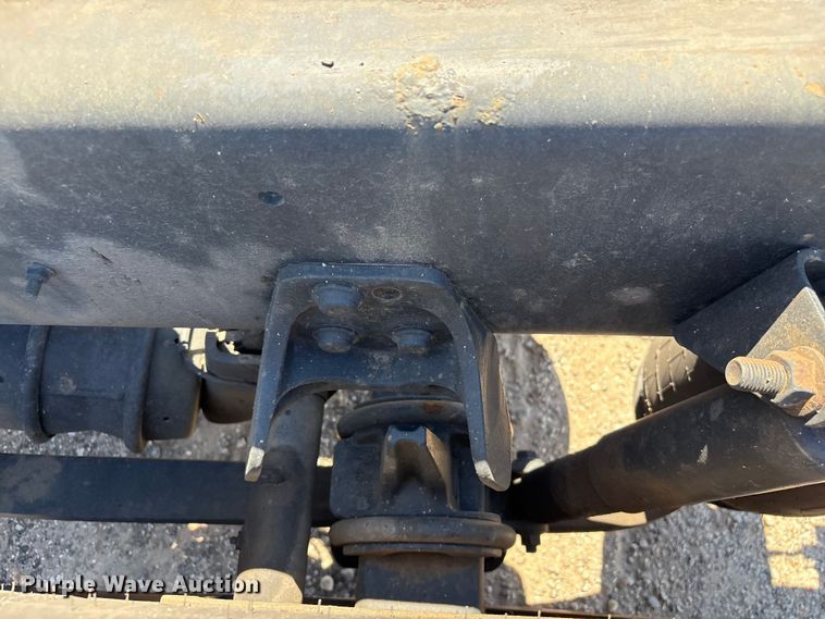 image for item EF1219 2020 International LT625 semi truck