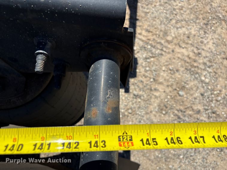 image for item EF1219 2020 International LT625 semi truck