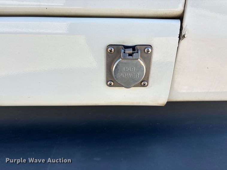 image for item EF1219 2020 International LT625 semi truck