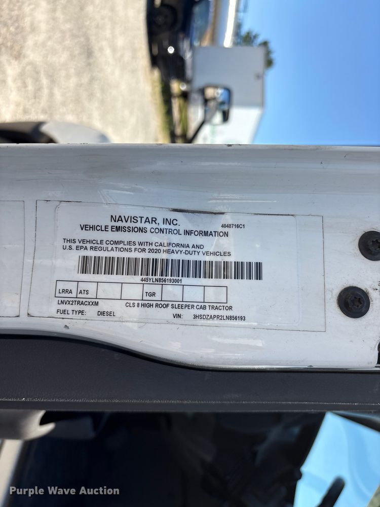 image for item EF1219 2020 International LT625 semi truck