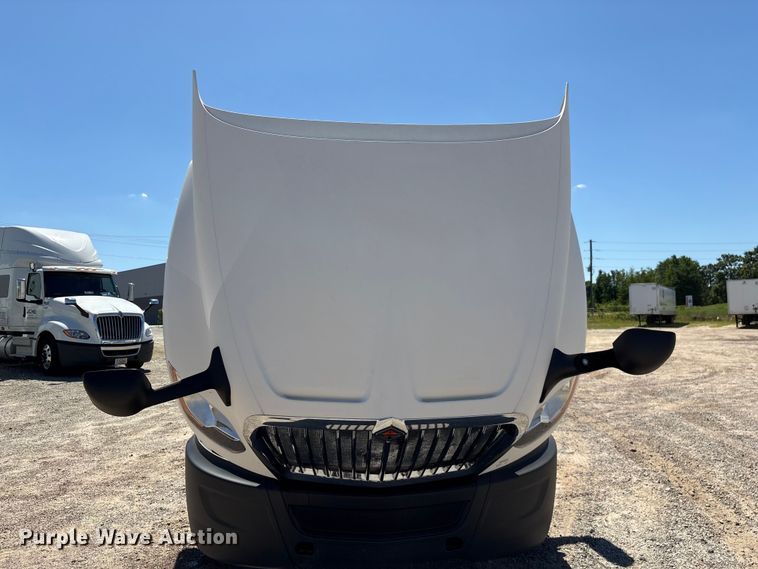 image for item EF1220 2019 International LT625 semi truck
