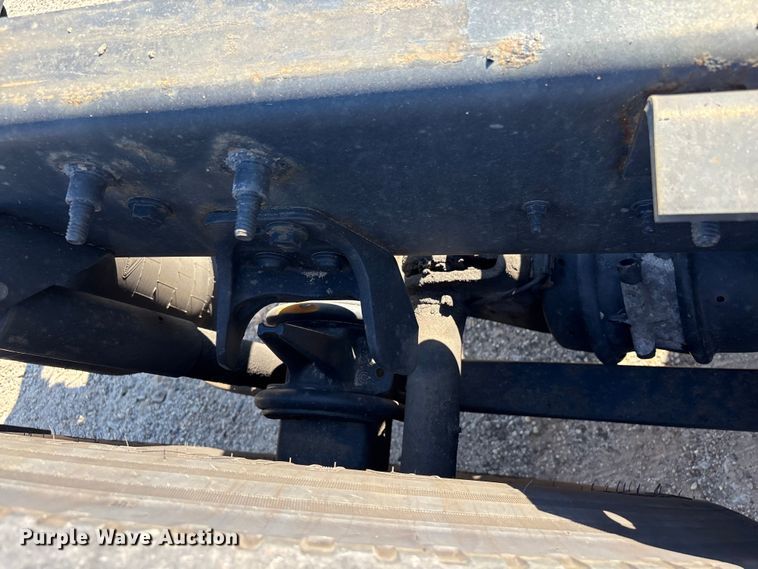 image for item EF1221 2019 International LT625 semi truck