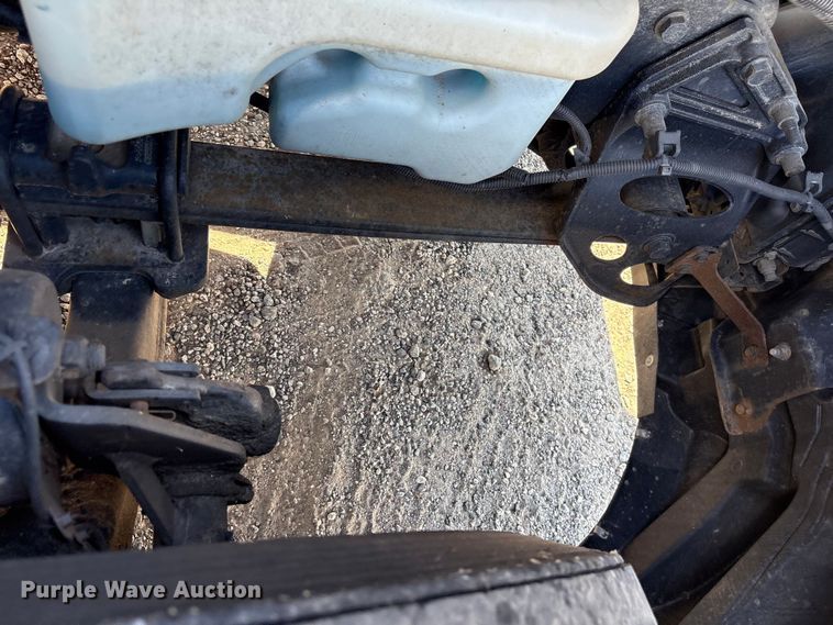 image for item EF1221 2019 International LT625 semi truck