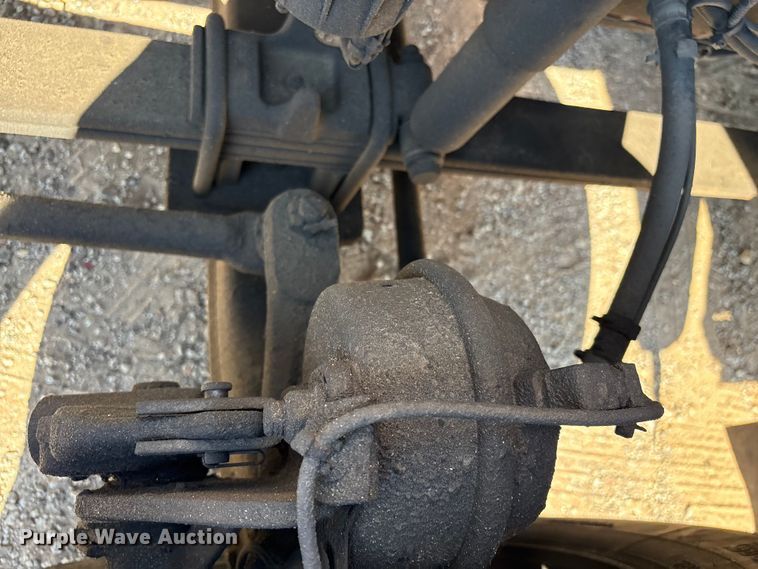 image for item EF1221 2019 International LT625 semi truck