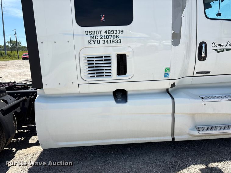 image for item EF1222 2019 International LT625 semi truck
