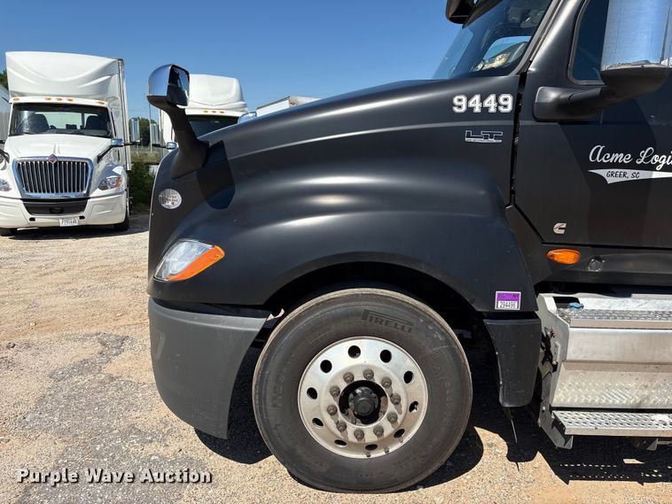 image for item EF1223 2021 International LT625 semi truck