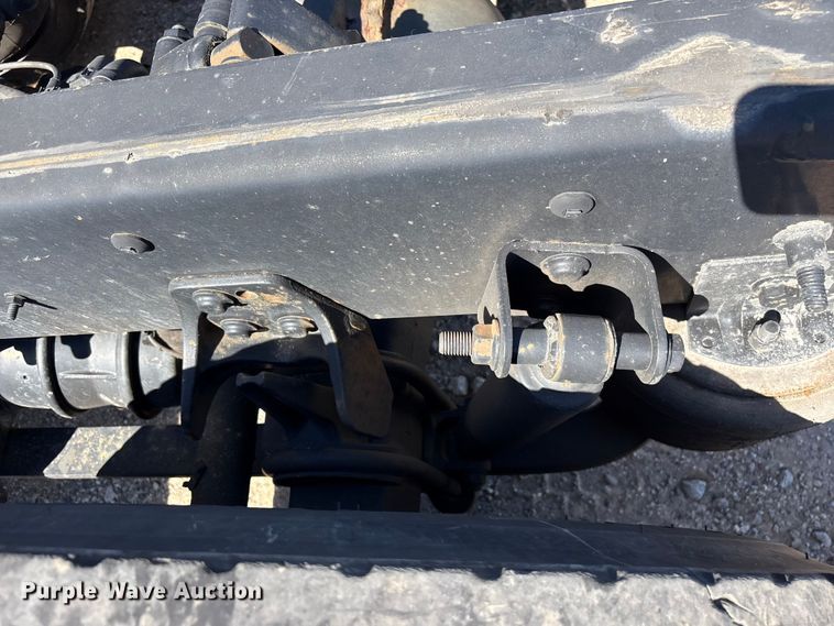 image for item EF1223 2021 International LT625 semi truck