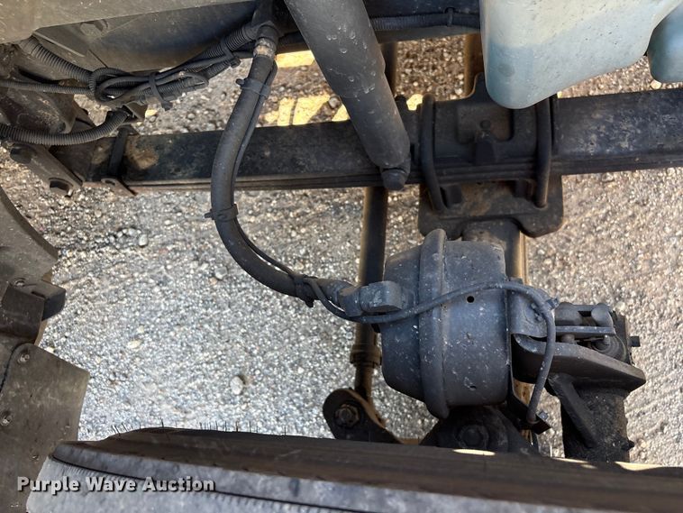 image for item EF1223 2021 International LT625 semi truck