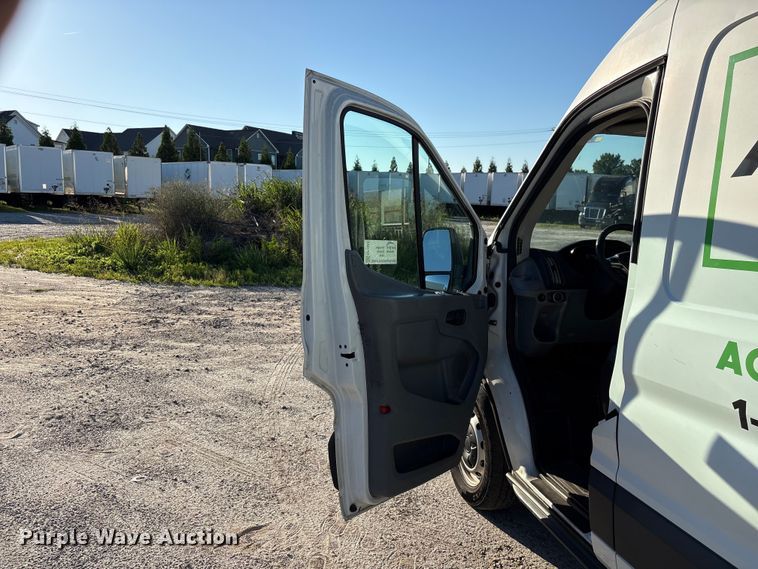 image for item EF1224 2017 Ford Transit delivery van