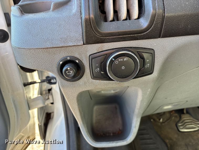 image for item EF1224 2017 Ford Transit delivery van