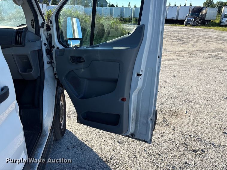 image for item EF1224 2017 Ford Transit delivery van
