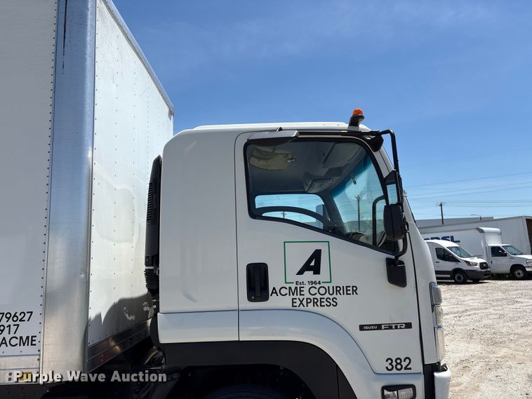 image for item EF1225 2022 Isuzu FTR box truck