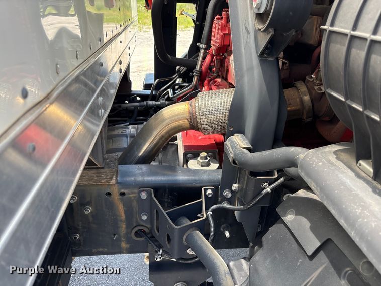 image for item EF1225 2022 Isuzu FTR box truck