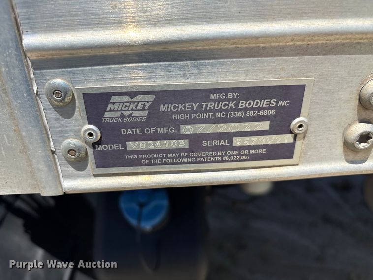 image for item EF1225 2022 Isuzu FTR box truck