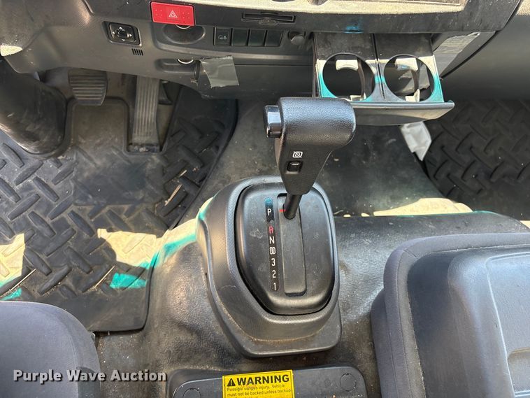 image for item EF1225 2022 Isuzu FTR box truck