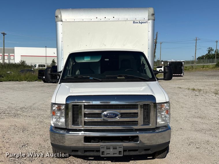 image for item EF1226 2019 Ford E350 box truck