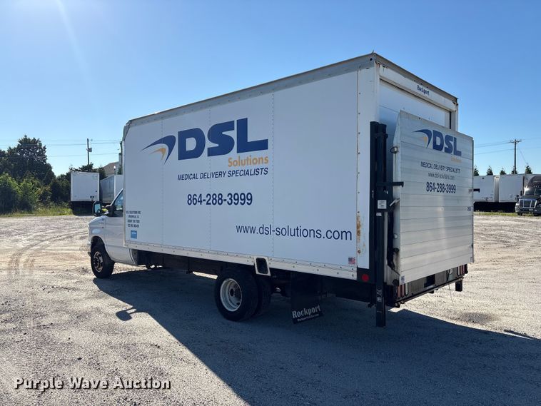 image for item EF1226 2019 Ford E350 box truck