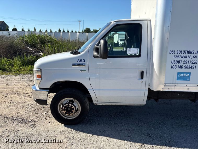 image for item EF1226 2019 Ford E350 box truck