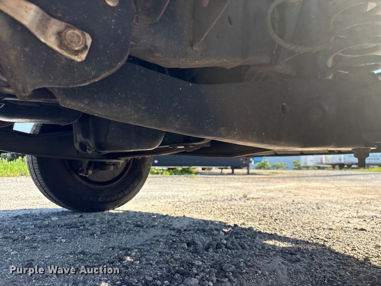 image for item EF1226 2019 Ford E350 box truck