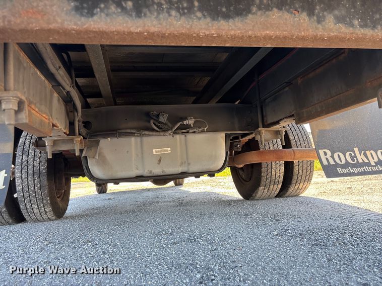 image for item EF1226 2019 Ford E350 box truck