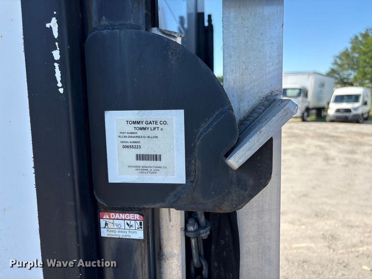image for item EF1226 2019 Ford E350 box truck