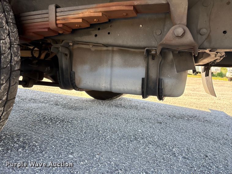 image for item EF1226 2019 Ford E350 box truck