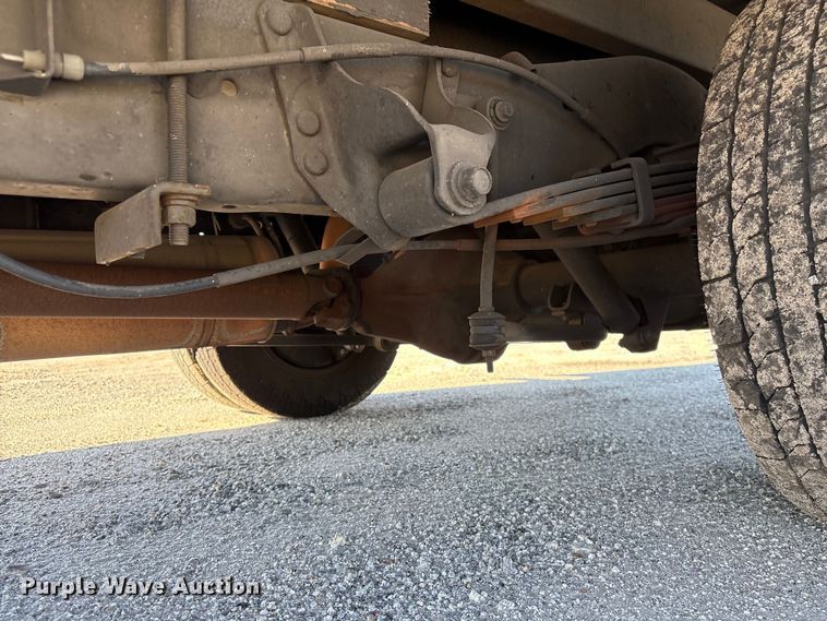 image for item EF1226 2019 Ford E350 box truck