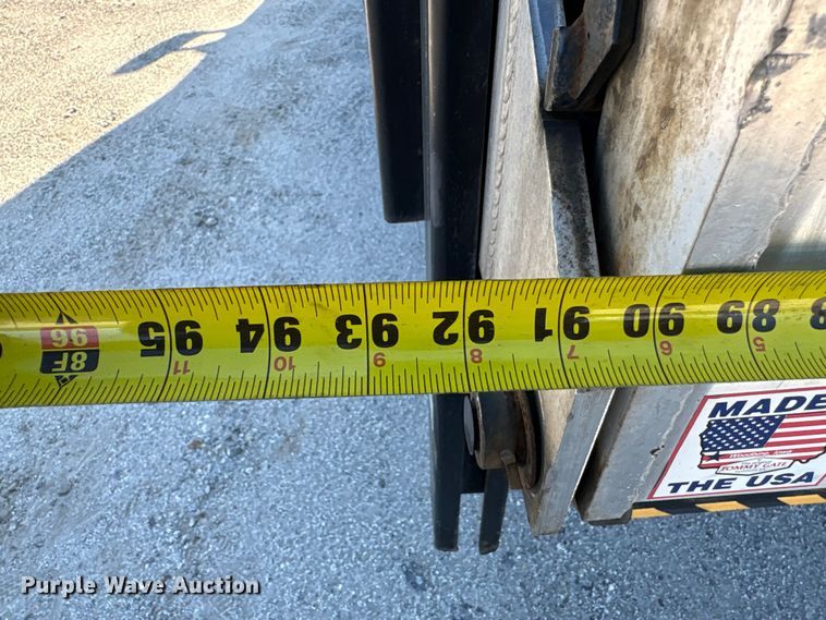 image for item EF1226 2019 Ford E350 box truck
