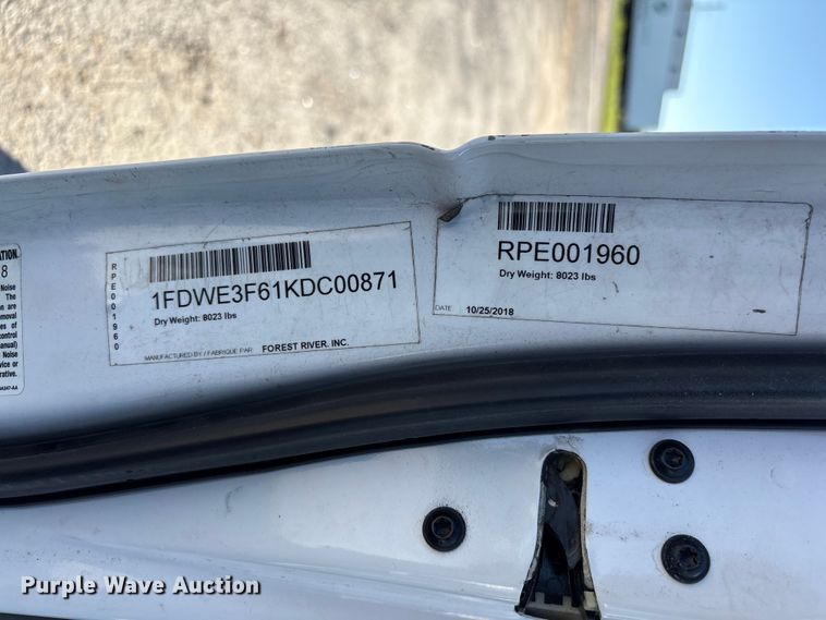 image for item EF1226 2019 Ford E350 box truck