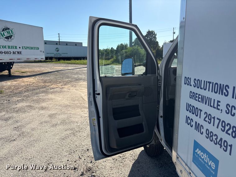 image for item EF1226 2019 Ford E350 box truck