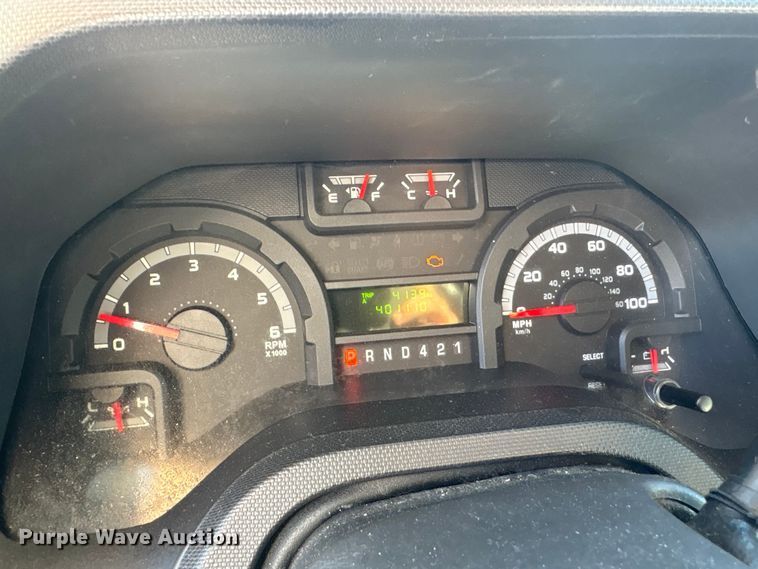 image for item EF1226 2019 Ford E350 box truck