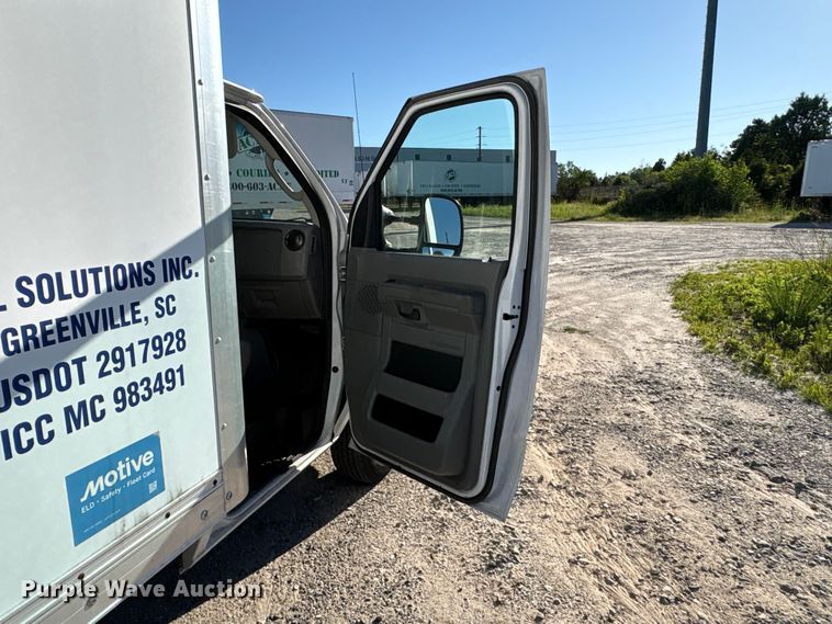 image for item EF1226 2019 Ford E350 box truck